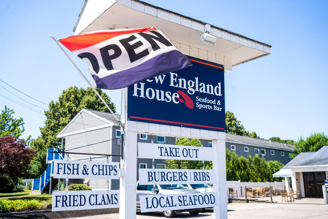 New England House Wells