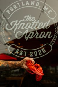 The Knotted Apron